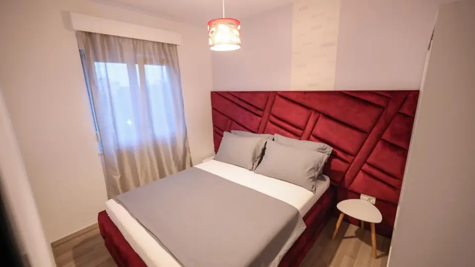 Deluxe Apartment mit 2 Schlafzimmern und Poolblick in Boutique Apartments Blitz, Bibinje